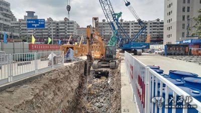 軌道交通2號線(xiàn)一期工程雁園路站開(kāi)始車(chē)站主體結構地連墻施工