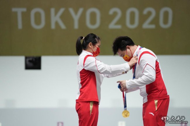 2銅=1金 龐偉、姜冉馨逆轉摘下氣手槍混團冠軍