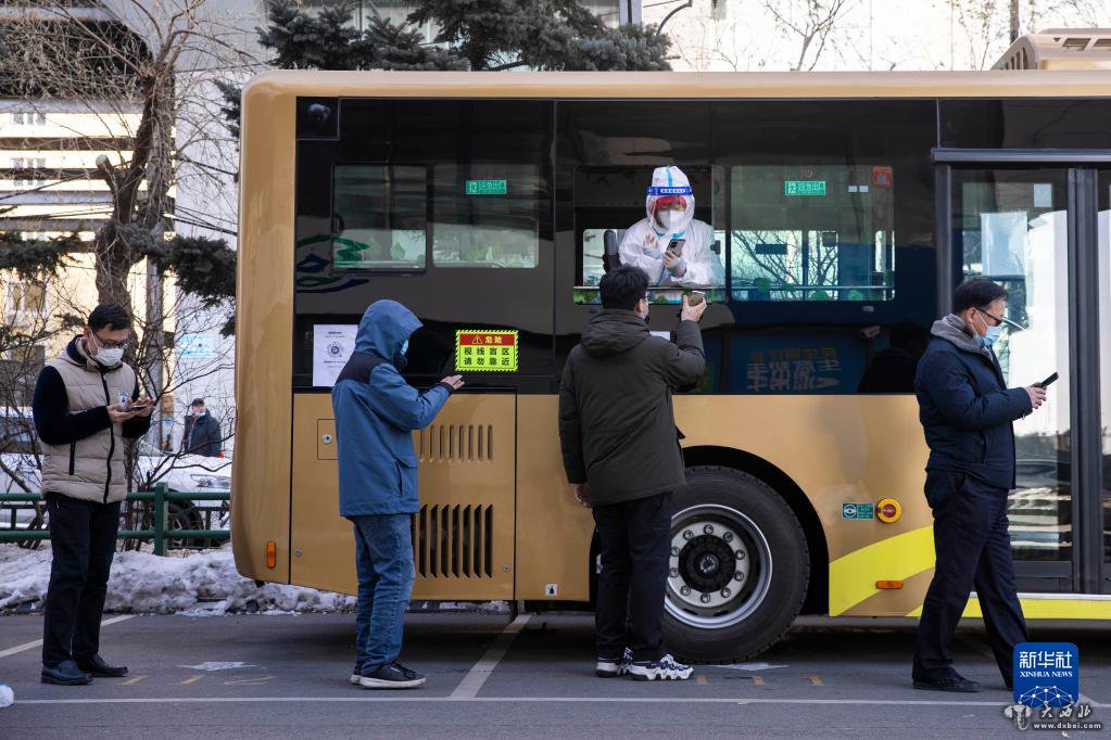 哈爾濱：公交車(chē)變采樣