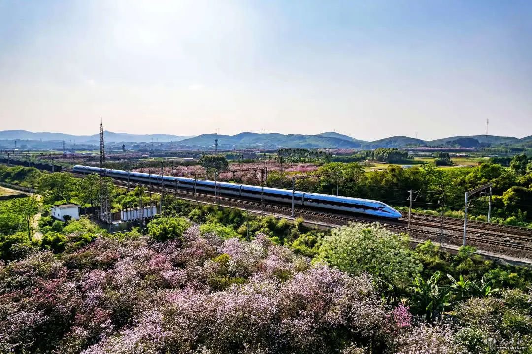 全國鐵路五一小長(cháng)假運