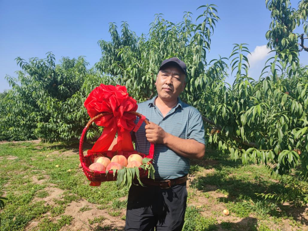 蘭州安寧蟠桃會(huì )暨桃王